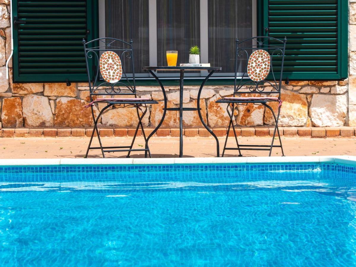 Chic Holiday Home In Marina With Private Swimming Pool Exterior foto